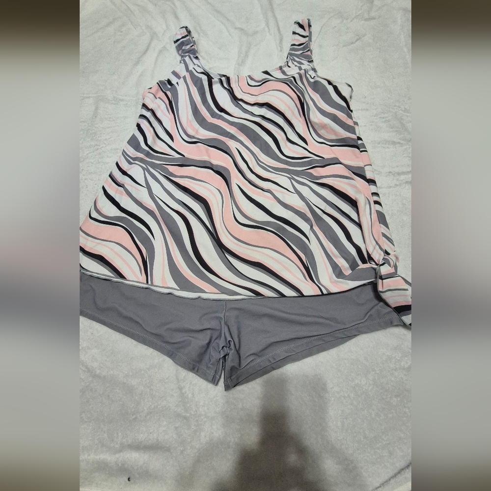Stylish Pink and Gray Swirl Tankini Set